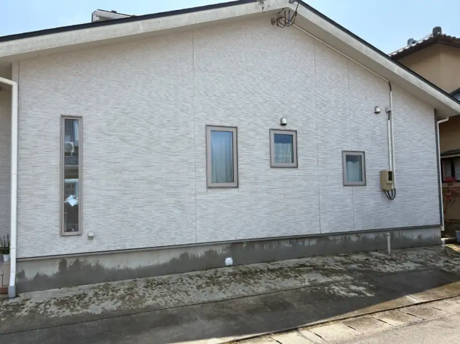 住宅側面 施工後